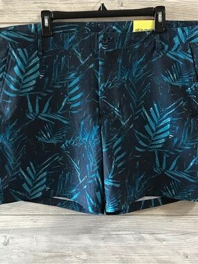 BNWT Men All In Motion Hybrid Shorts